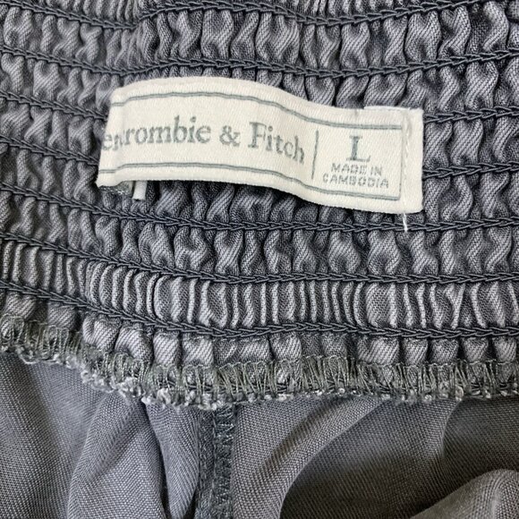 Abercrombie Fitch L Gray Smocked High Rise Lyocell Shorts Soft Lounge - Picture 3 of 4